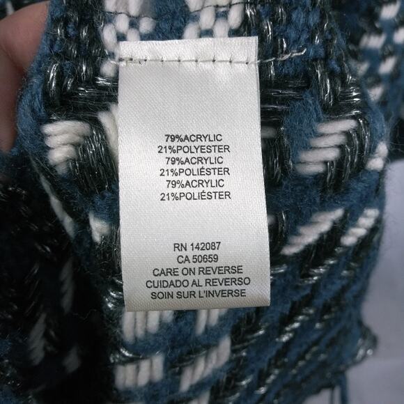 Simply Noelle Check Me Out Hooded Wrap Sz OS - Picture 7 of 8